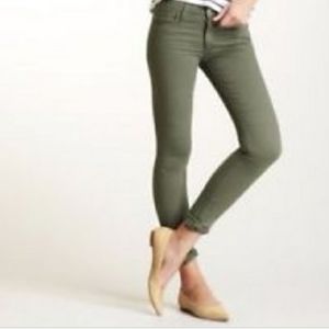 NEW ZARA Basics Frayed Mid Rise Skinny Jeans